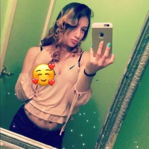 Meet your Posher, Yasmin